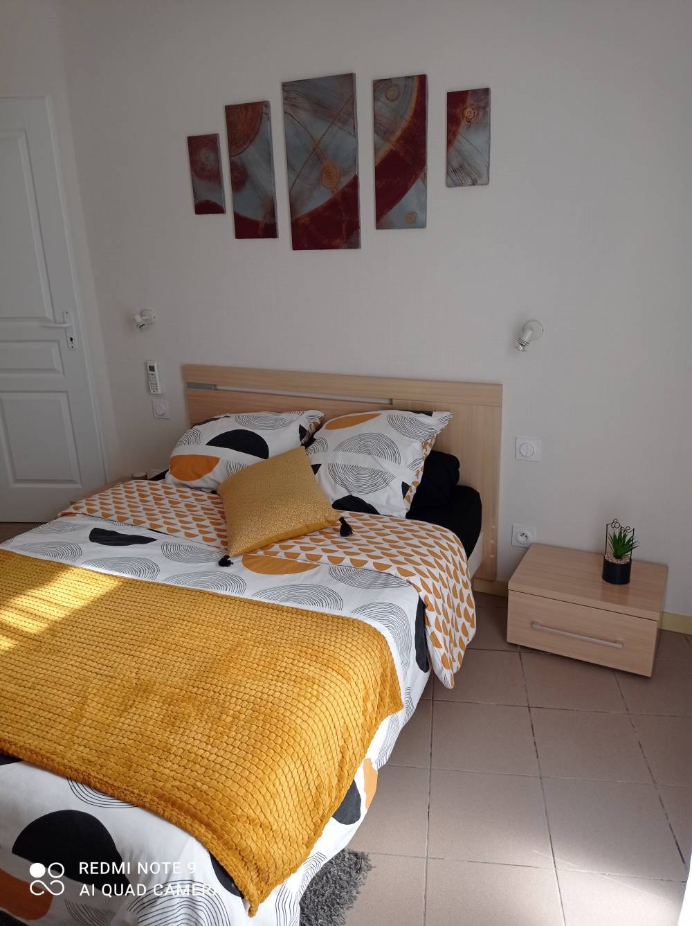 lit chambre-min